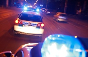Polizei Mettmann: POL-ME: Großeinsatz der Polizei - Vermisste wurde gefunden - Erkrath - 2101016 (FOTO)
