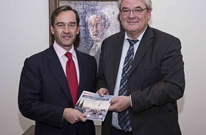 Openbank Deutschland: Santander Universit&auml;ten und Universit&auml;t zu K&ouml;ln feiern Kooperationsjubil&auml;um (FOTO)