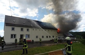 Polizeidirektion Wittlich: POL-PDWIL: Brand eines landwirtschaftlichen Gebäudes