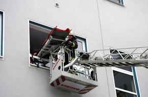 Feuerwehr Essen: FW-E: Rettung auf ungewöhnlichem Weg
