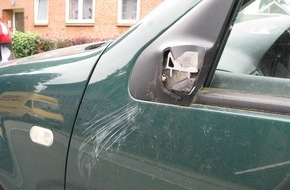 Polizeidirektion Bad Segeberg: POL-SE: Außenspiegel abgetrennt