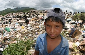 nph Kinderhilfe Lateinamerika e.V.: Wenn Kinder ihre Träume und Zukunft verlieren / Armut und Kinderarbeit bilden einen Teufelskreis