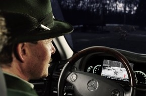 Robert Bosch GmbH: Kein Jägerlatein: Nachtsichtassistent von Bosch macht die Nacht zum Tag