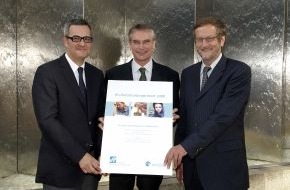 TeamBank AG: TeamBank ruft Stiftung "Deutschland im Plus" ins Leben