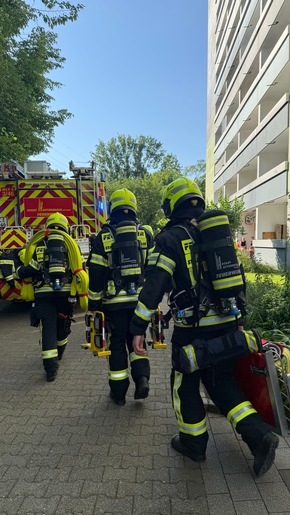 Feuerwehr MTK: Hochhauseinsatz und sechs weitere Alarmierungen halten Feuerwehren auf Trab