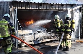 Kreisfeuerwehrverband Segeberg: FW-SE: Feuer in Garage zerstört drei Autos