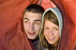 Allianz Deutschland AG: Jugend-Reisetrend: Urlaub ohne Eltern hoch im Kurs