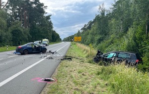 Polizei Minden-Lübbecke: POL-MI: Verkehrsunfall auf der L770 fordert zwei Todesopfer