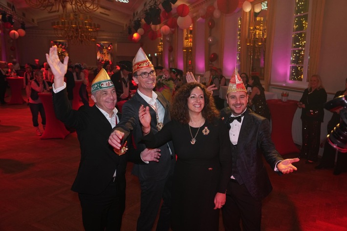 Kölsche Töne und große Namen beim Karnevalsempfang der Sparkasse KölnBonn