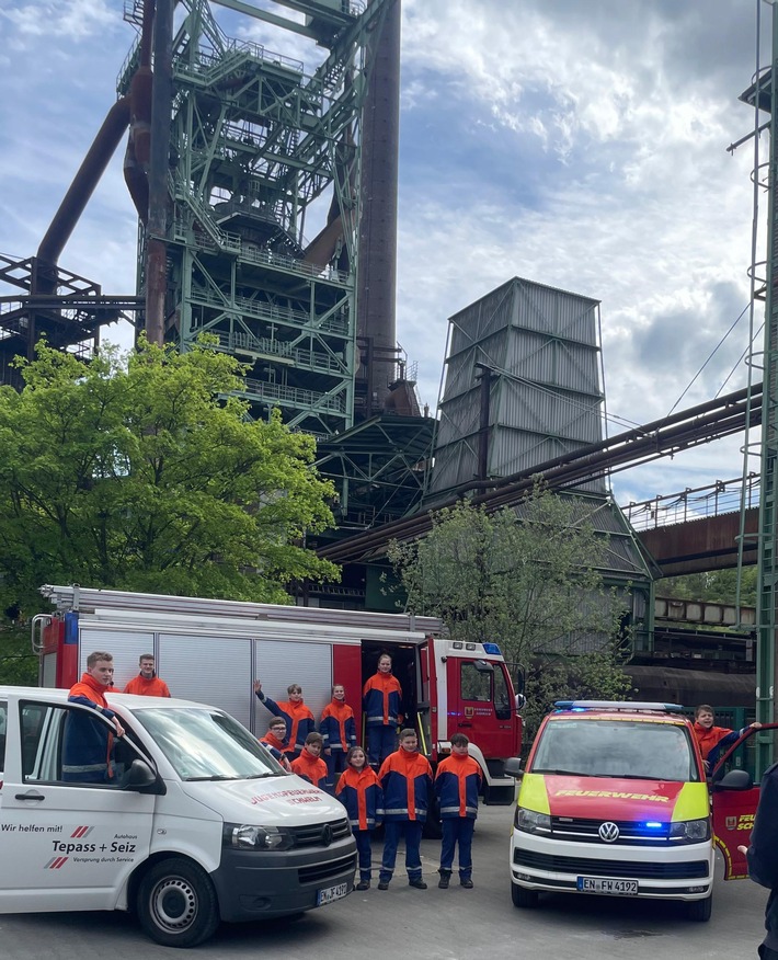 FW-EN: Jugendfeuerwehr nimmt mit Erfolg an der "Jugendflamme" teil!