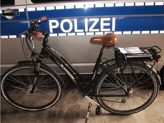 POL-WL: Wem gehören diese Fahrräder? Polizei sucht die Eigentümer ++ Wiederholter Verstoß beim Transport von Schlachtrindern ++ u.w.M.
