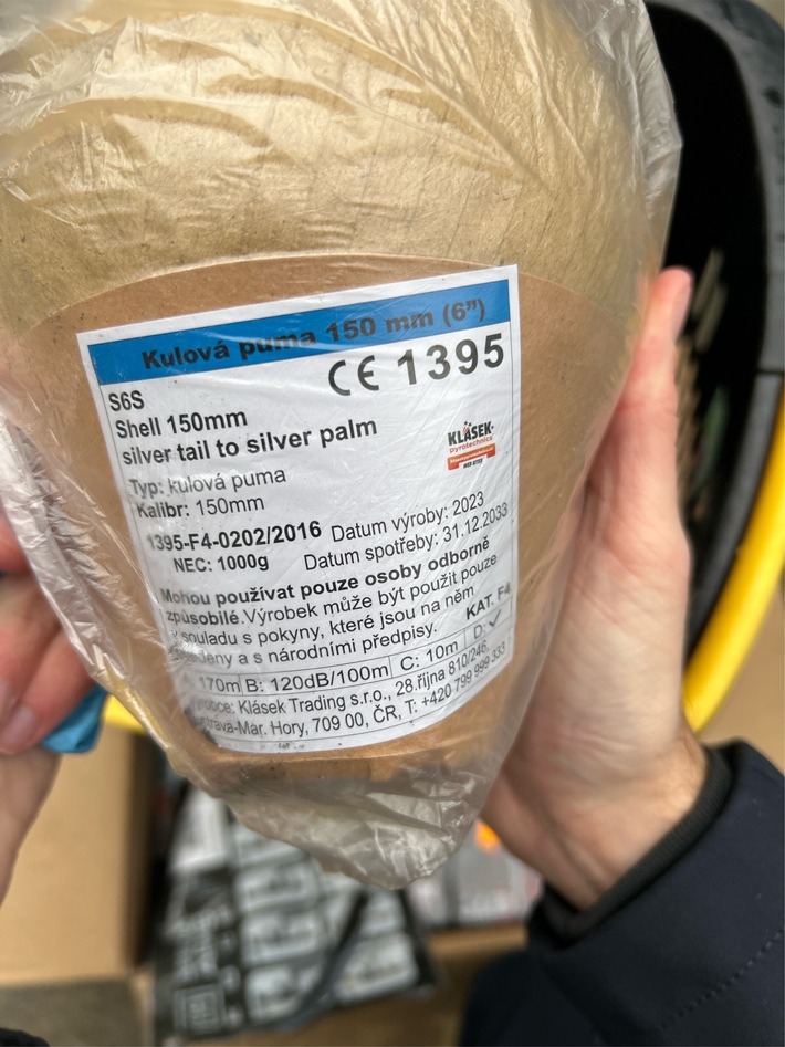 HZA-BI: Zoll warnt vor gefährlichem Feuerwerk aus dem Ausland