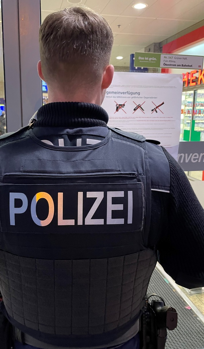 BPOL NRW: Bundespolizei erlässt Waffenverbotszone für die Hauptbahnhöfe Köln, Bonn und Siegen sowie für den Bahnhof Siegburg/Bonn