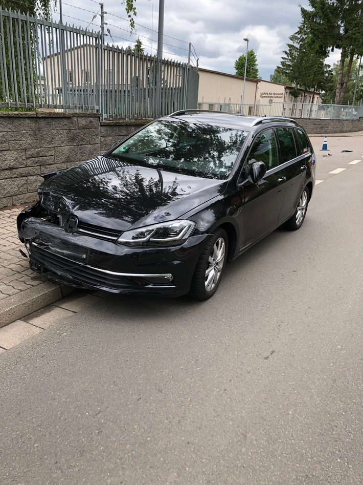 POL-PPWP: Unfall in der Kaiserstraße