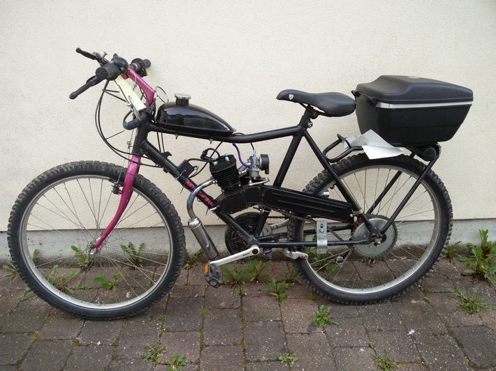 POL-PDLU: "Fahrrad" Marke Eigenbau