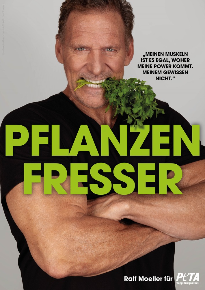 Neues PETA-Motiv mit Ralf Moeller: Schauspieler zeigt sich als &quot;Pflanzenfresser&quot; stark, fit und fleischfrei