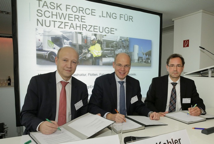 Taskforce für Flüssigerdgas gegründet: dena, DVGW und Zukunft ERDGAS wollen LNG als Kraftstoff etablieren