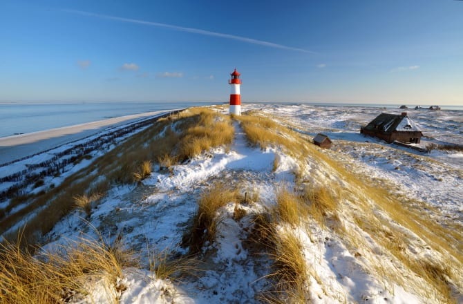Zwischen tosender Nordsee und weihnachtlichem Budenzauber: So schön ist Sylt im Winter