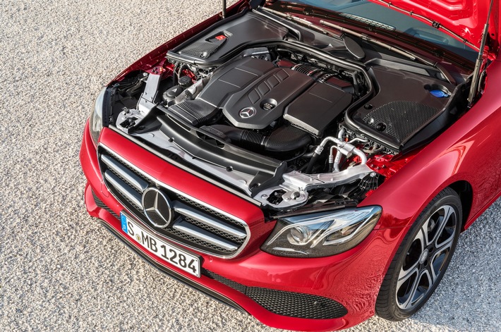 Mercedes-Benz investiert rund 3 Milliarden Euro in Motoren-Offensive