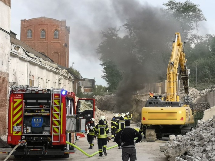 FW-EN: Brand bei Zeche "Alte Haase"