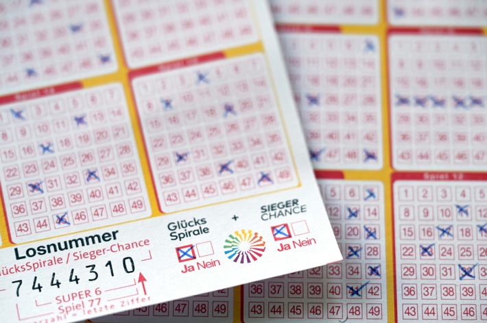 Sieger-Chance-Rentner aus Hessen gewinnt 5.000 Euro monatlich, zehn Jahre lang