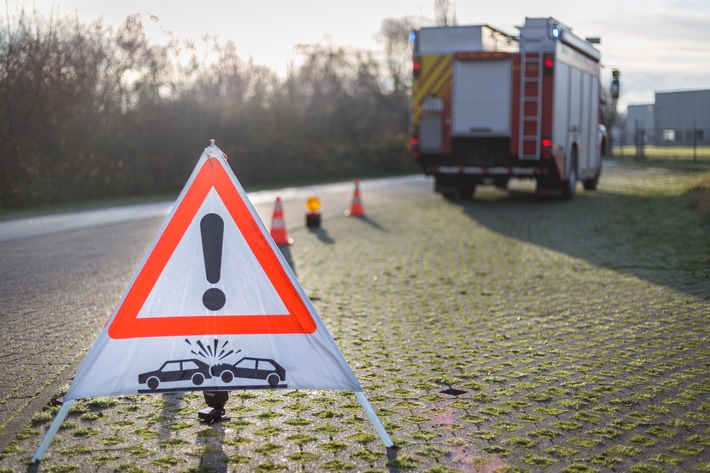 FW-KLE: Kollision zweier Fahrzeuge an der Triftstraße