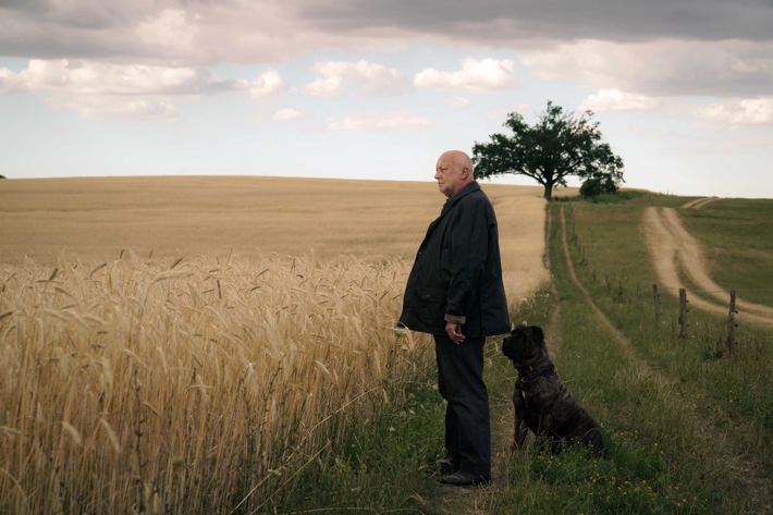 "Unterleuten - Das zerrissene Dorf": ZDF-Dreiteiler nach Juli Zehs Bestseller (FOTO)