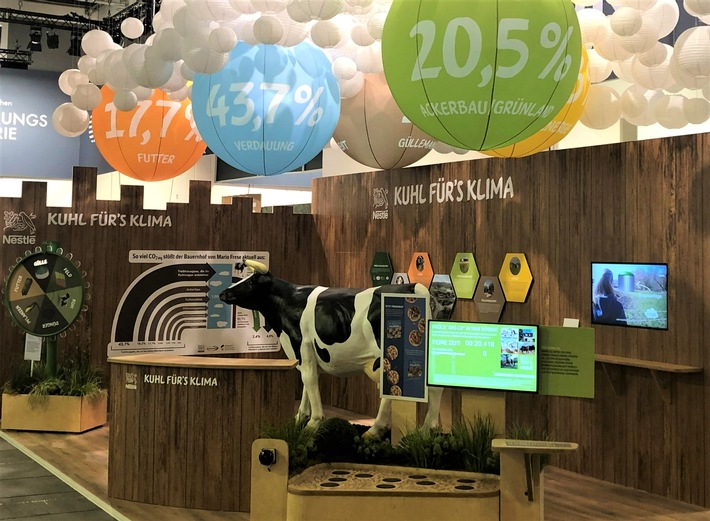 &quot;Kuhl für&#039;s Klima&quot;: Klima-Milchfarm von Nestlé Deutschland auf der Internationalen Grünen Woche 2023