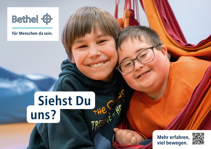 Bethel stellt Inklusion in den Mittelpunkt / Lukas und Max sind Teil der deutschlandweiten Plakatkampagne