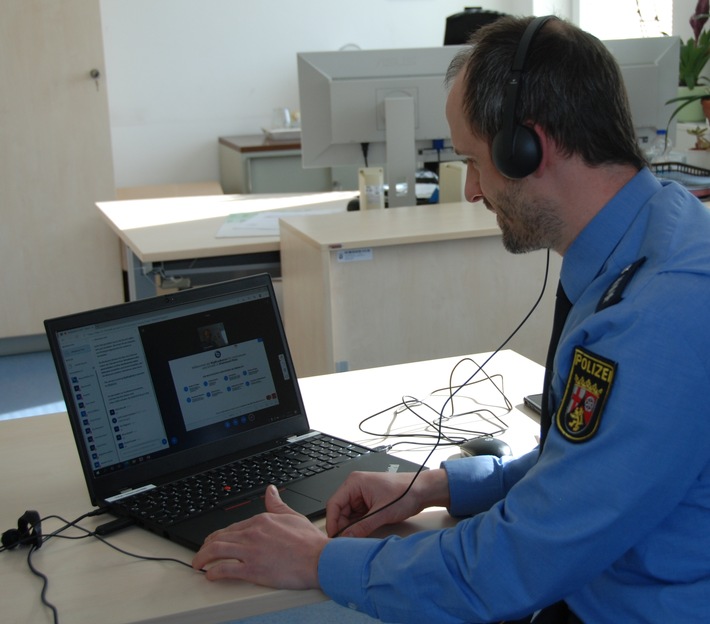 POL-PPTR: Polizeipräsidium bietet Online-Berufsorientierungsveranstaltung zum Polizeiberuf an