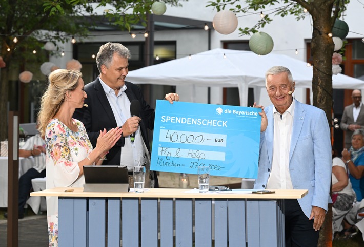 Erwin Flieger Stiftung: Die Bayerische engagiert sich langfristig und setzt erstes Schulprojekt in Tansania um
