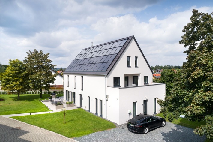 Sonnenhaus-Institut begrüßt Bayernwerk als neues Mitglied