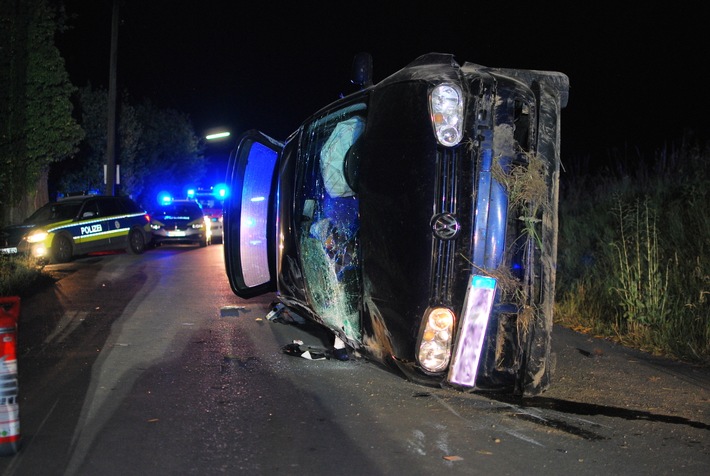 FW-MK: Verkehrsunfall - dramatischer Notruf am Abend