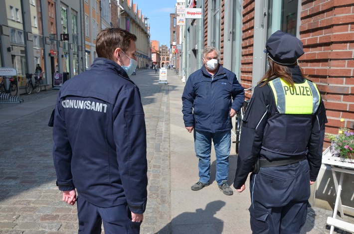 POL-HST: Gemeinsame Kontrolle von Polizei und Ordnungsamt in Stralsund