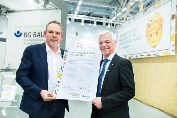 Holzbau Deutschland unterstützt &quot;Charta für Sicherheit auf dem Bau&quot;