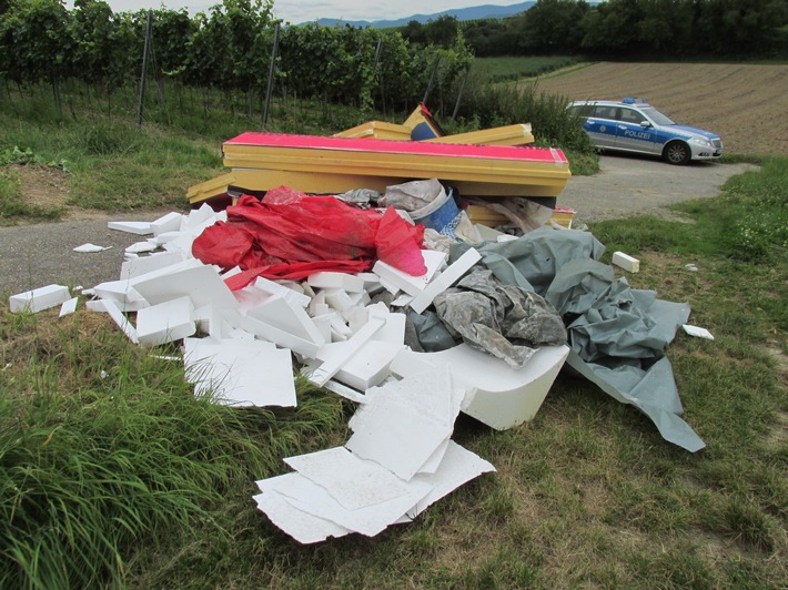 POL-FR: Freiburg/Opfingen: Illegale Müllentsorgung