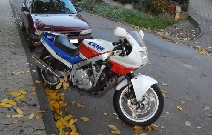 POL-PPKO: Abgestelltes Motorrad in Koblenz-Rübenach - Polizei bittet um Hinweise