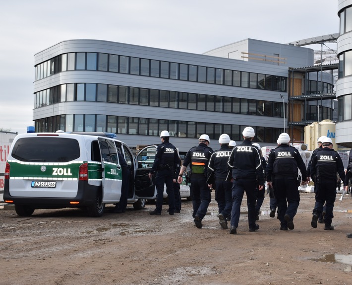 HZA-KR: Hauptzollamt Krefeld kontrolliert zwei Großbaustellen - 21 Strafverfahren, 7 Festnahmen