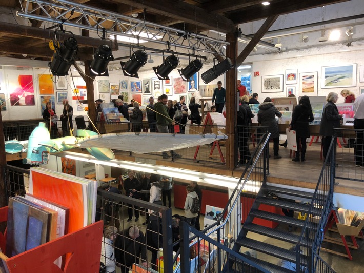 Kunst für das Volk / Zur Eröffnung des 20. Schweizer Kunst-Supermarktes in Solothurn