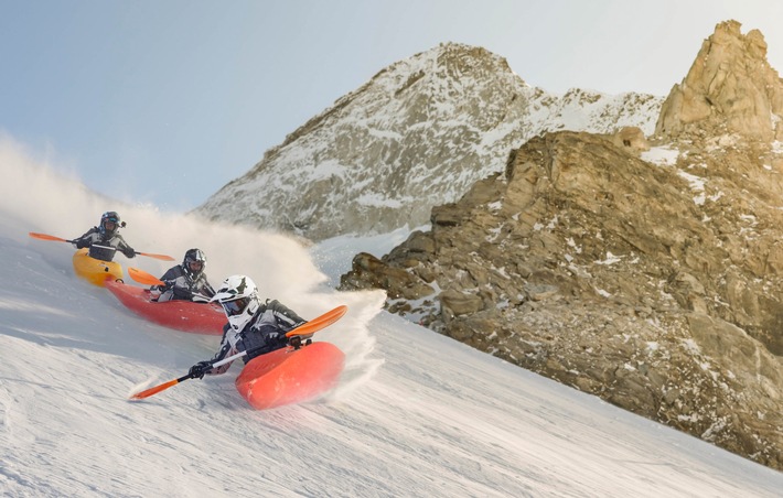 Im Kajak die Skipiste runter brettern! Joey Kelly, Jasmin "Blümchen" Wagner, Lucas Cordalis und Kelly MissesVlog wollen "Die ProSieben Wintergames" gewinnen