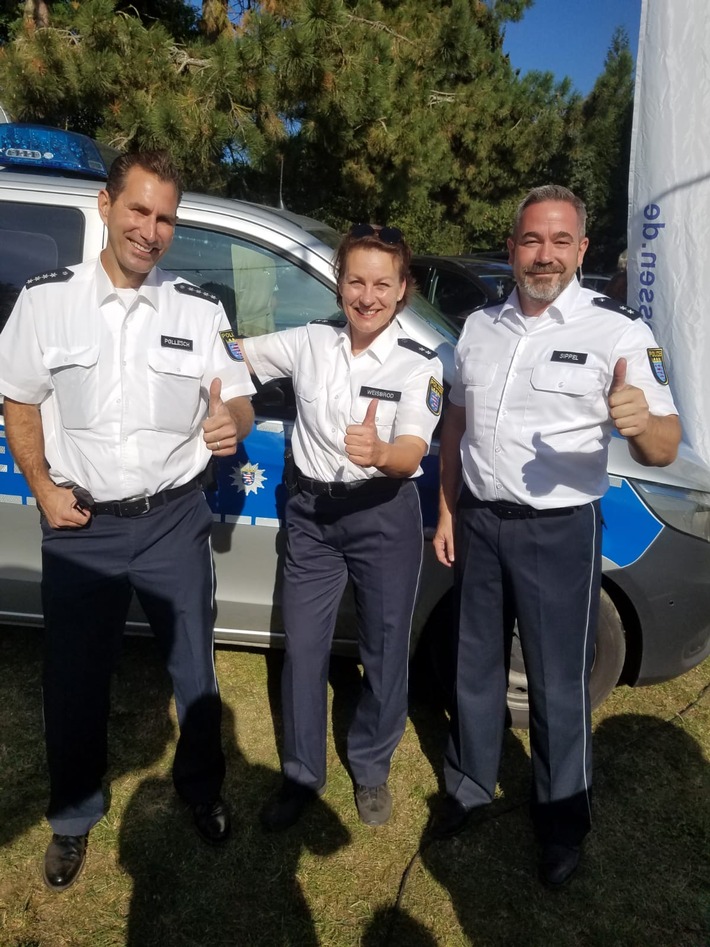 POL-WE: Präventionsstand der Polizei auf dem Friedberger Herbstmarkt