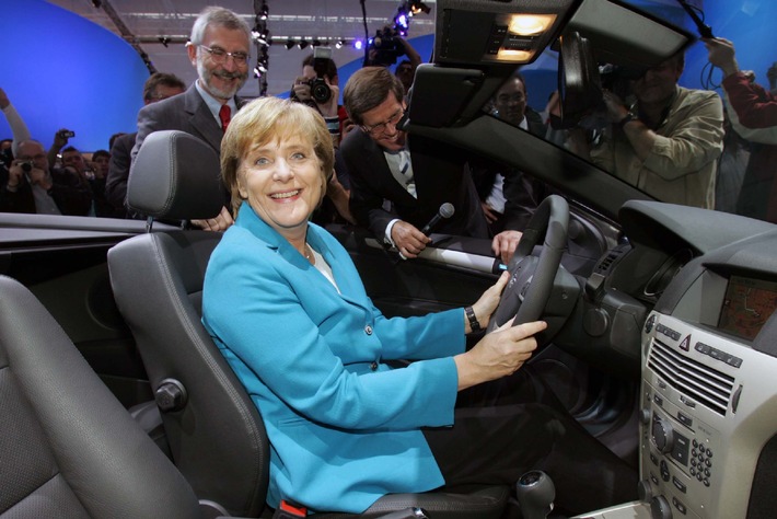 Angela Merkel auf der Frankfurter IAA