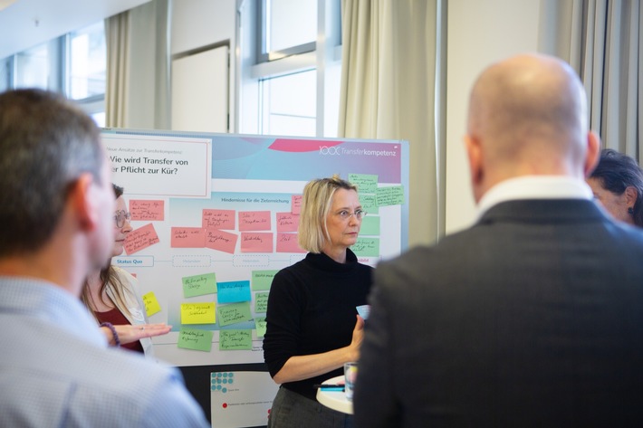 Ready to transfer? Methoden, Wissen und Leitfäden für passgenaue Vermittlung von Transferkompetenzen an Hochschulen