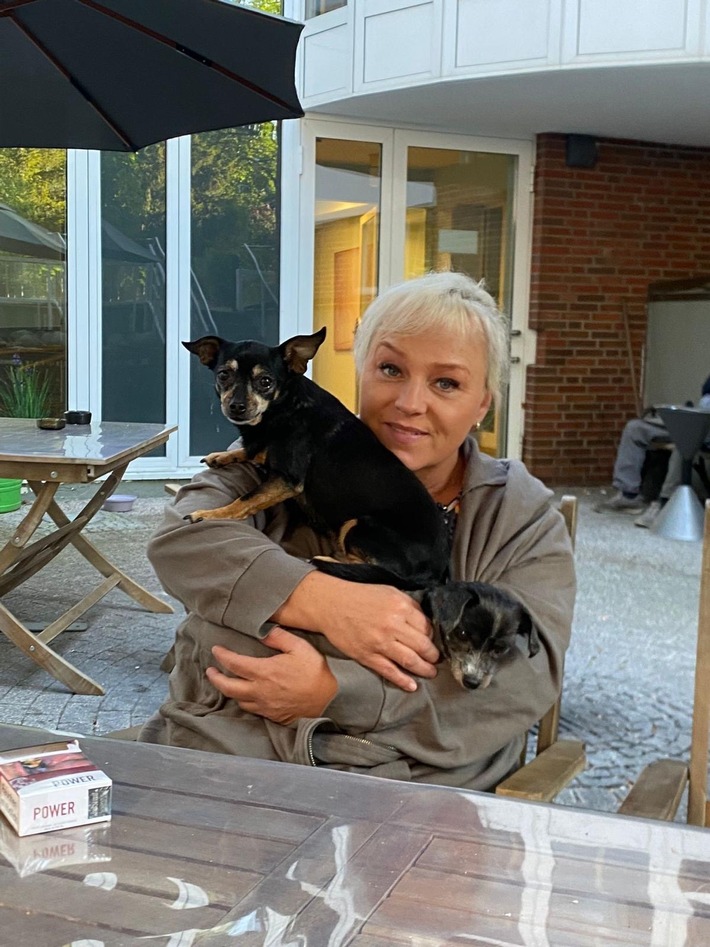 POL-HH: 251120-3. Vermisstenfahndung nach 55-jähriger Frau aus Hamburg-Groß-Borstel