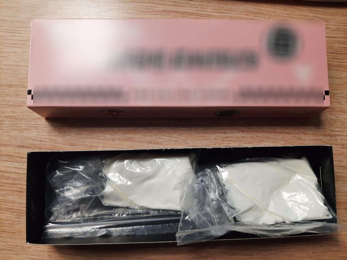 BPOL NRW: Drogen im Gepäck - Bundespolizisten beweisen richtigen "Riecher"
