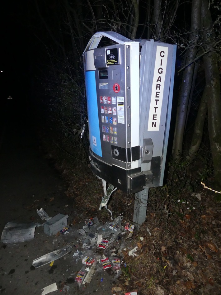 POL-GM: Zigarettenautomat gesprengt