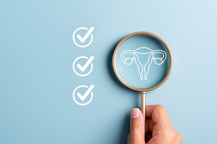 Eierstockkrebs: Nur 16 % der Frauen fühlen sich gut informiert - Umfrage zeigt große Wissenslücken