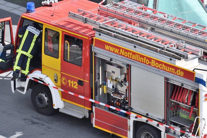 FW-BO: Kleiner Flächenbrand in Bochum-Dahlhausen