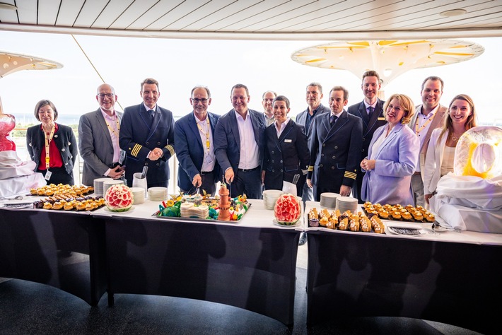 Aktuelle Pressemeldung: Wo die Reise begann: AIDA Cruises feiert 30 Jahre in Rostock-Warnemünde