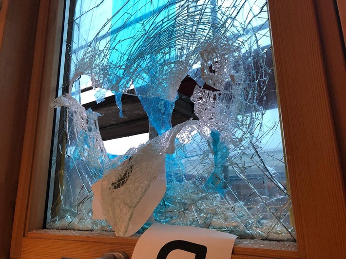 POL-OE: Erneuter Einbruch in Schulgebäude in Olpe